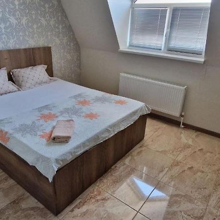 Tecuci Apartment In The Center Кишинев Екстериор снимка