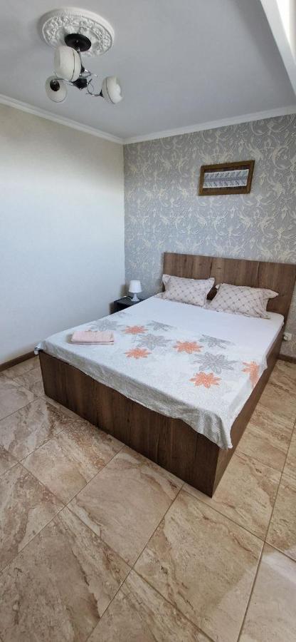Tecuci Apartment In The Center Кишинев Екстериор снимка