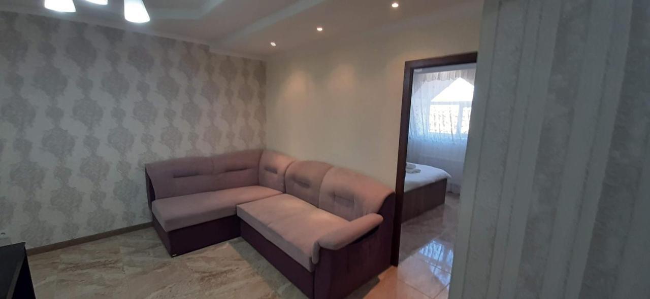 Tecuci Apartment In The Center Кишинев Екстериор снимка