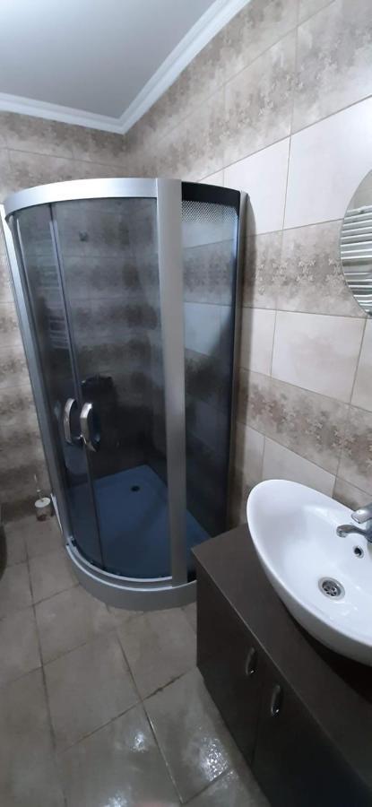 Tecuci Apartment In The Center Кишинев Екстериор снимка